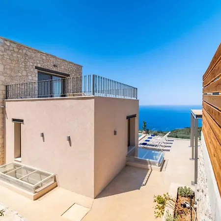 Villa Orion Tsoukaladhes