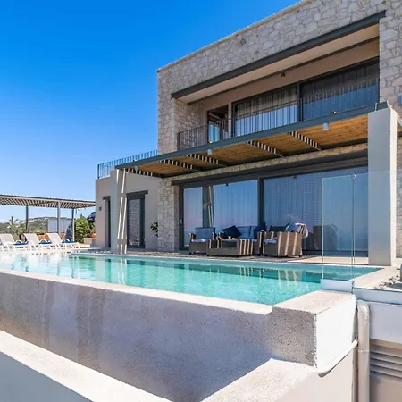 Villa Orion Tsoukaládhes