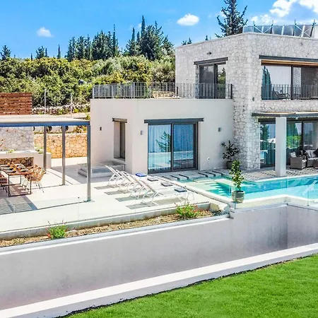 Orion Villa Tsoukaládhes