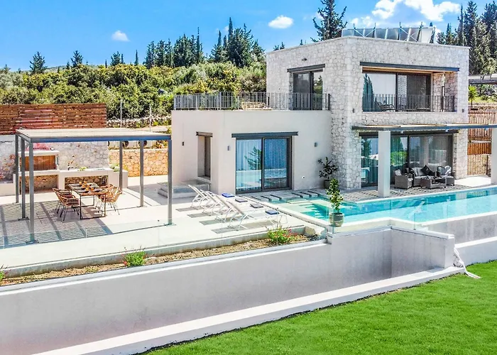 Orion Villa Tsoukaládhes